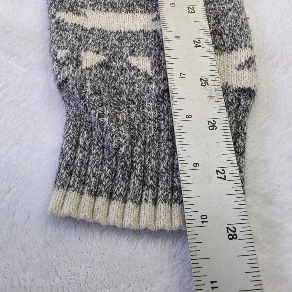 American Eagle Mens LT Southwestern Geometric Hooded Henley Sweater Grey White